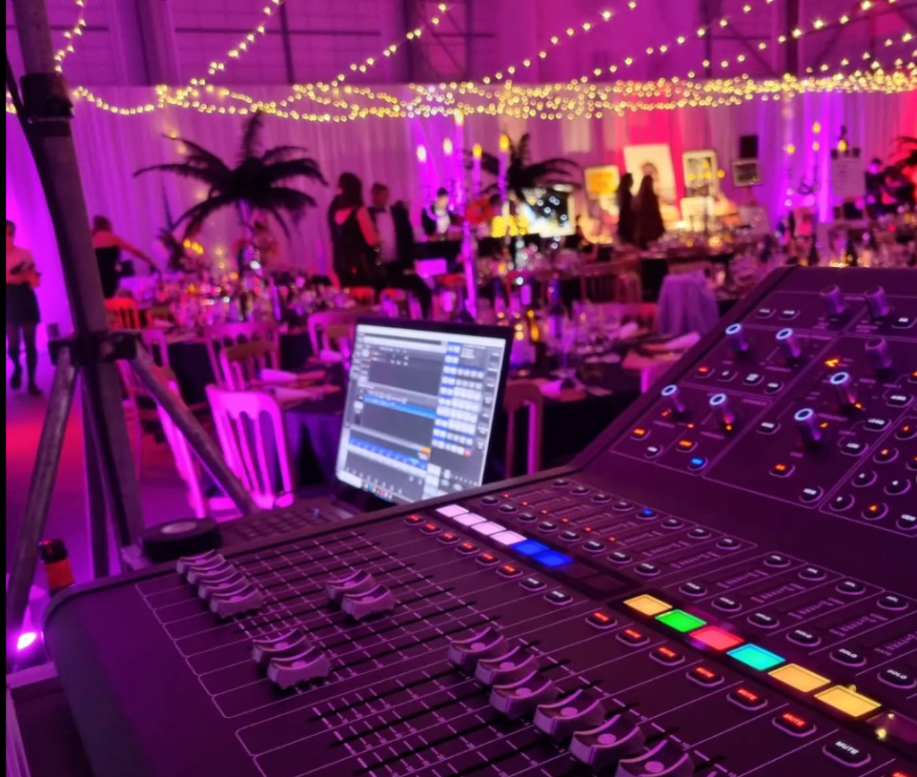 ball and gala lighting